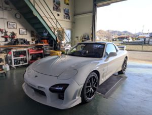 RX-7 FD3S 17インチ車用ブレーキに交換 (キャリパー塗装+ローターパッド交換） | ブレーキ工房 K-CRAFT